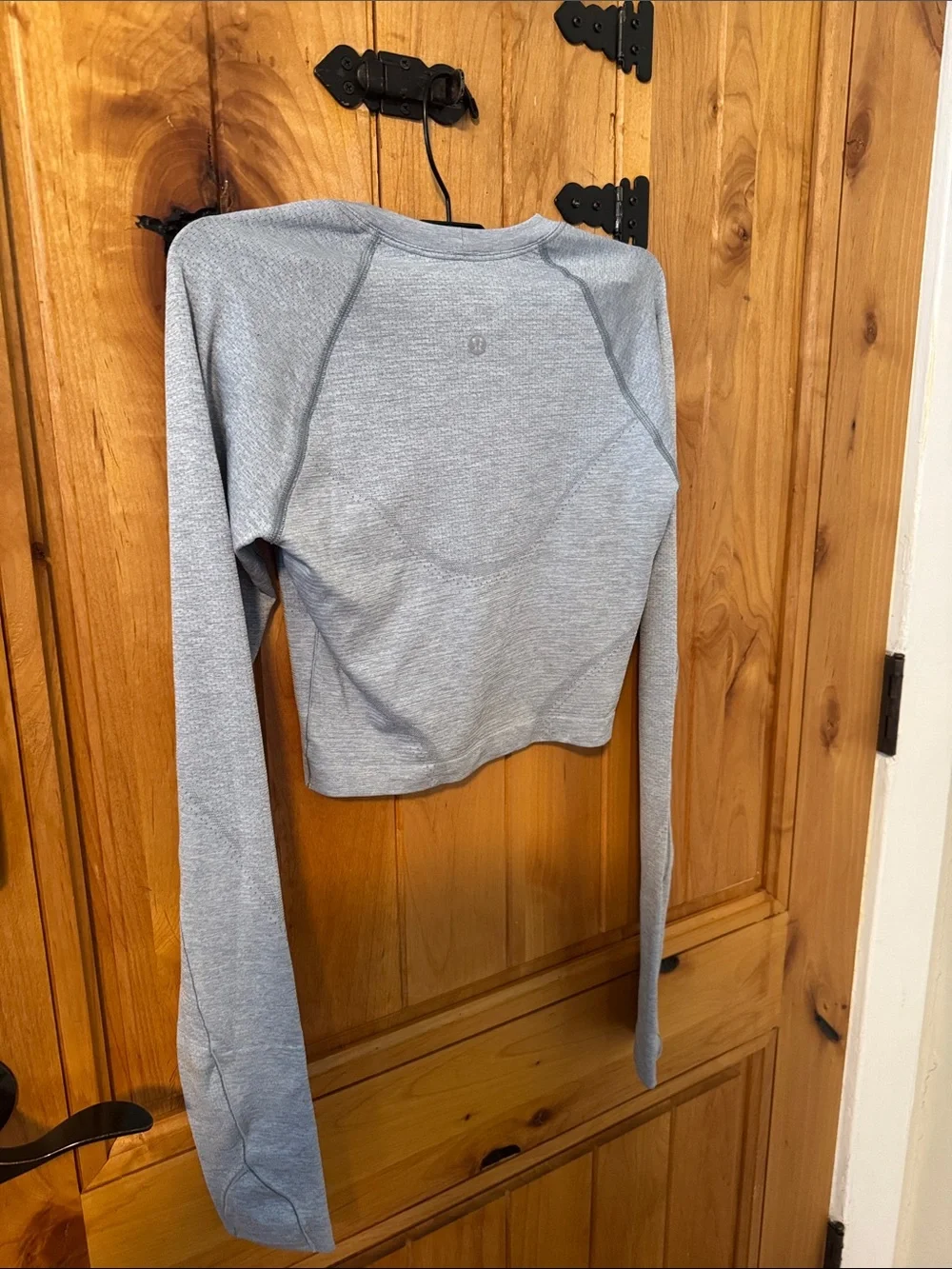 Lululemon Swiftly Tech Cropped Long-Sleeve Shirt 2.0 - Picture 3 of 7